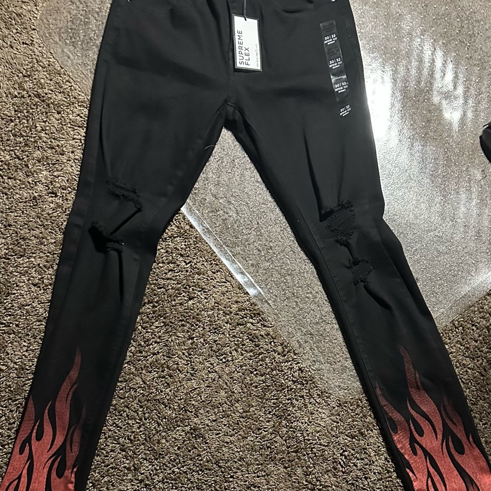 BLACK RUE 21 FLAME JEANS